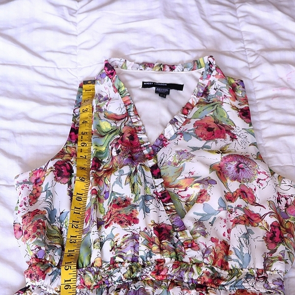 Maggy London Romantic Floral Garden Sleeveless Maxi Dress Sz 6 V-neck Line - Picture 6 of 9